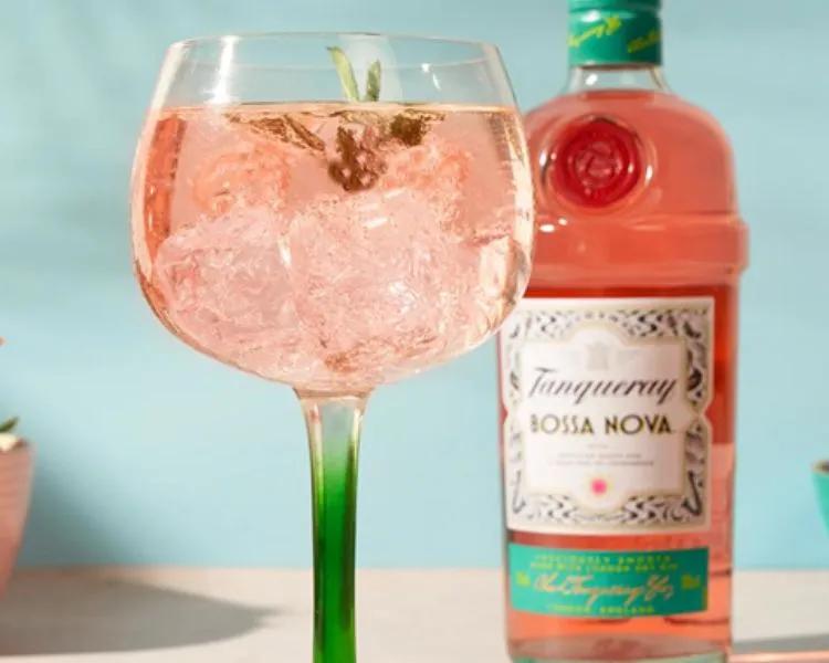 TANQUERAY BOSSA