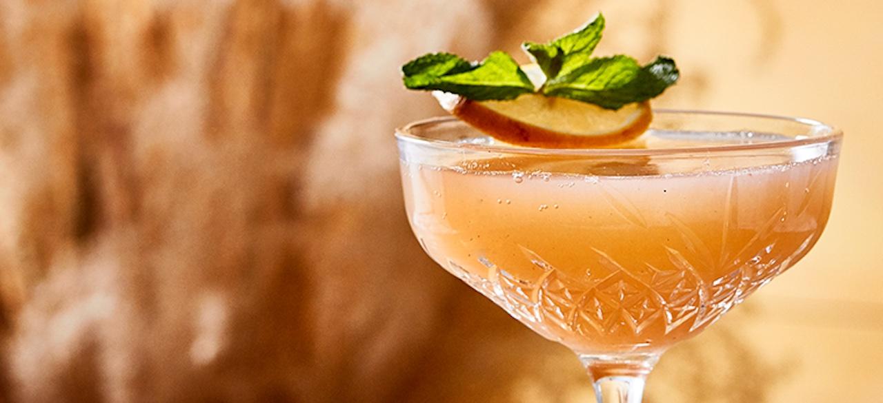 Ein gelber Cocktail
