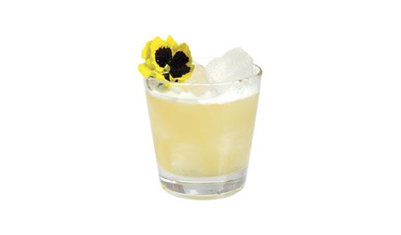 Johnnie Walker Gold Label Reserve Flower
