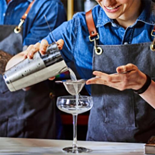 Living With Bartenders – How to Cope with Crazy Schedules, and Reaping the Benefits of a Flexible Career