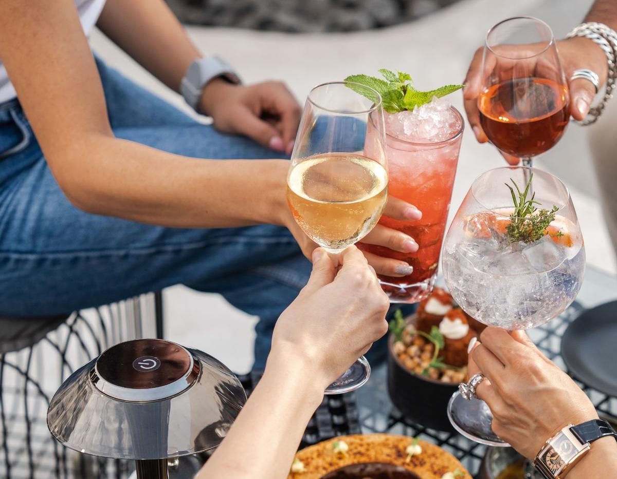 2024's Top Bar Industry Trends