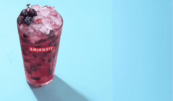 Smirnoff Caipiroska Uvas Roxas & Mirtilo