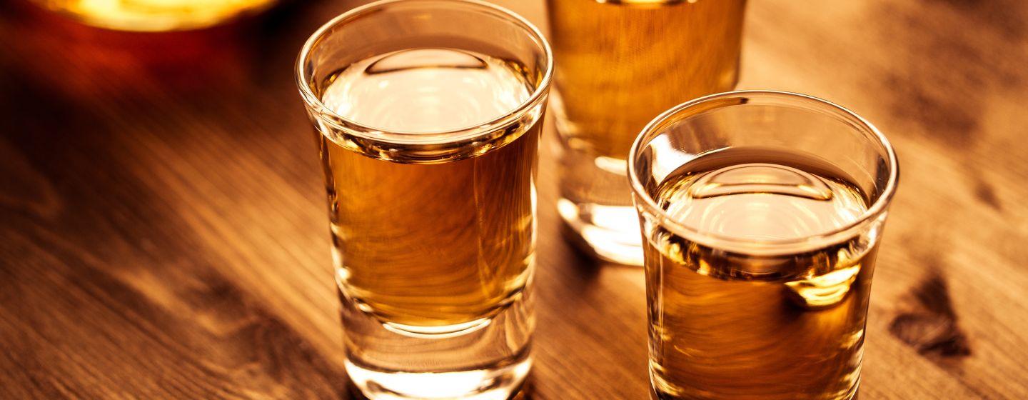 COPAS PEQUEÑAS CON LICOR