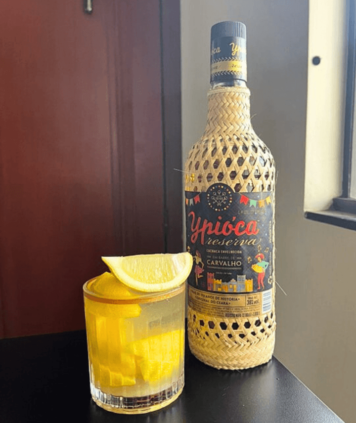 Caipirinha dourada