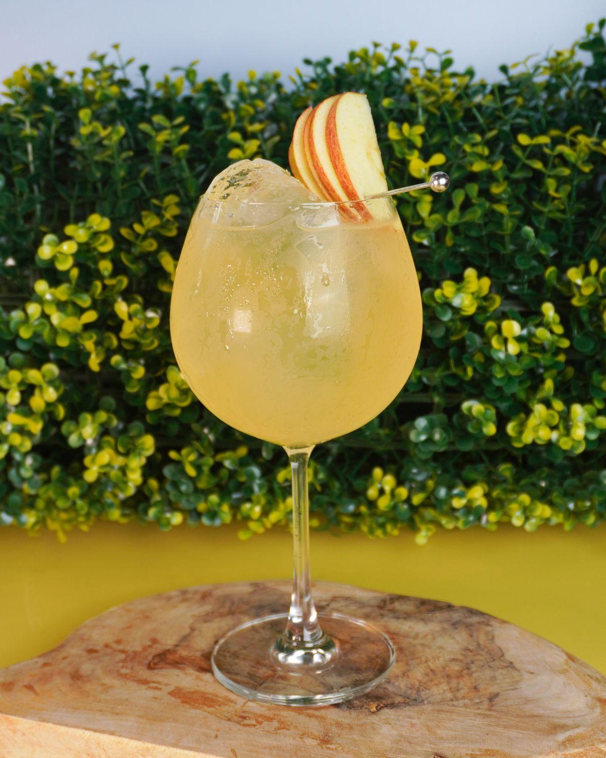 BRITISH ORCHARD SPRITZ 