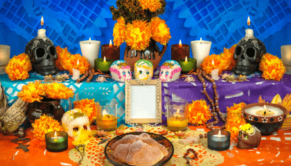 CELEBRACIÓN DEL DÍA DE MUERTOS: INSPIRACIÓN CULTURAL PARA TU BAR