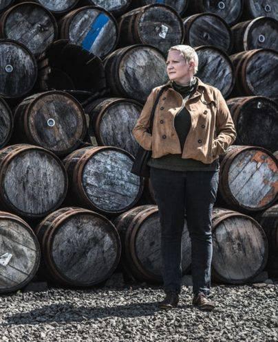 Emma Walker, Mezcladora de Johnnie Walker