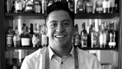 Bartender Marco Dorantes