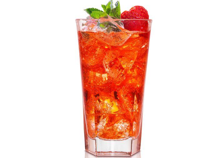 Couch Pimms Cup