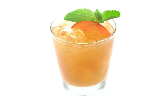Peach & Ginger Mojito