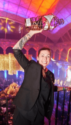 bartender kaitlyn stewart