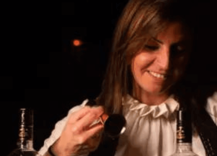 Imagem da Bartender Talita Simões