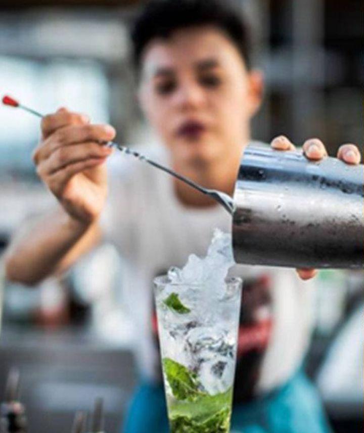 Imagem da bartender Fernanda Santos