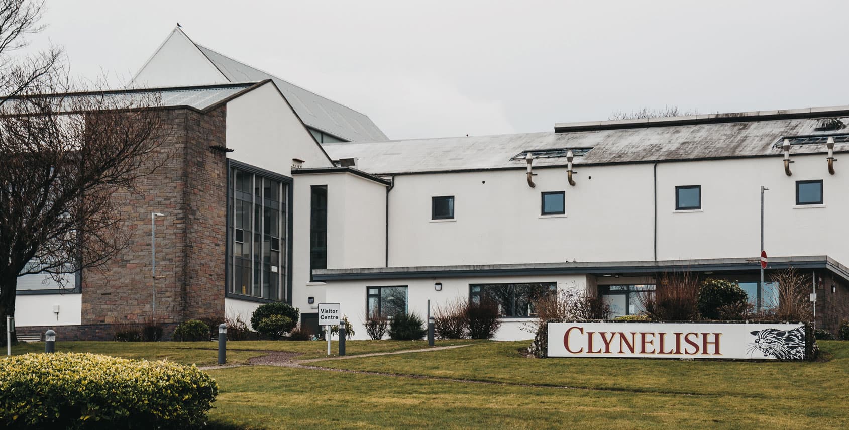 a distance shot of Clynelish Distillery