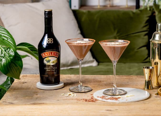 baileys bottle with two baileys martinis 
