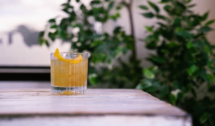 Ginger & Apricot Whiskey Sour 